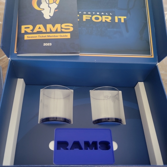 Los Angeles Rams - Picture 5 of 8